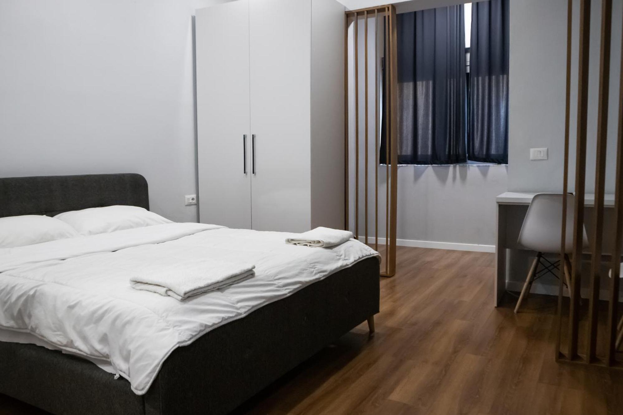Be Solei Studio Apartments Sol 1 Tirana Exterior foto